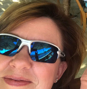 Meet your Posher, Sandra